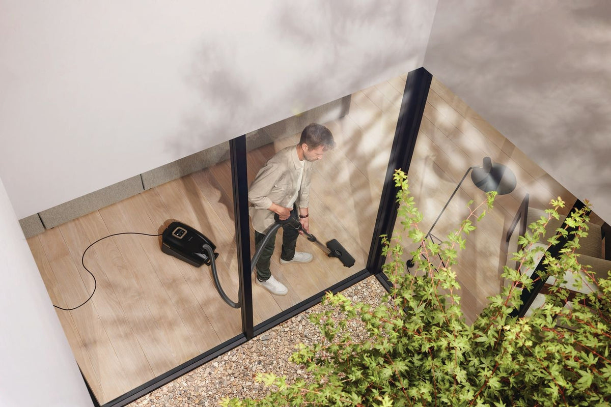 Guard L1 All Floor Canister Vacuum