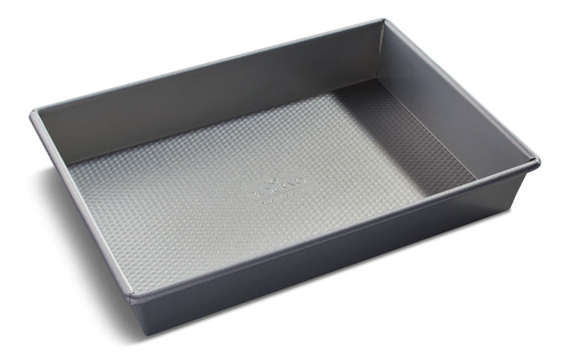 Professional Non-Stick Rectangular Cake Pan, 9 x 13-in L9324
