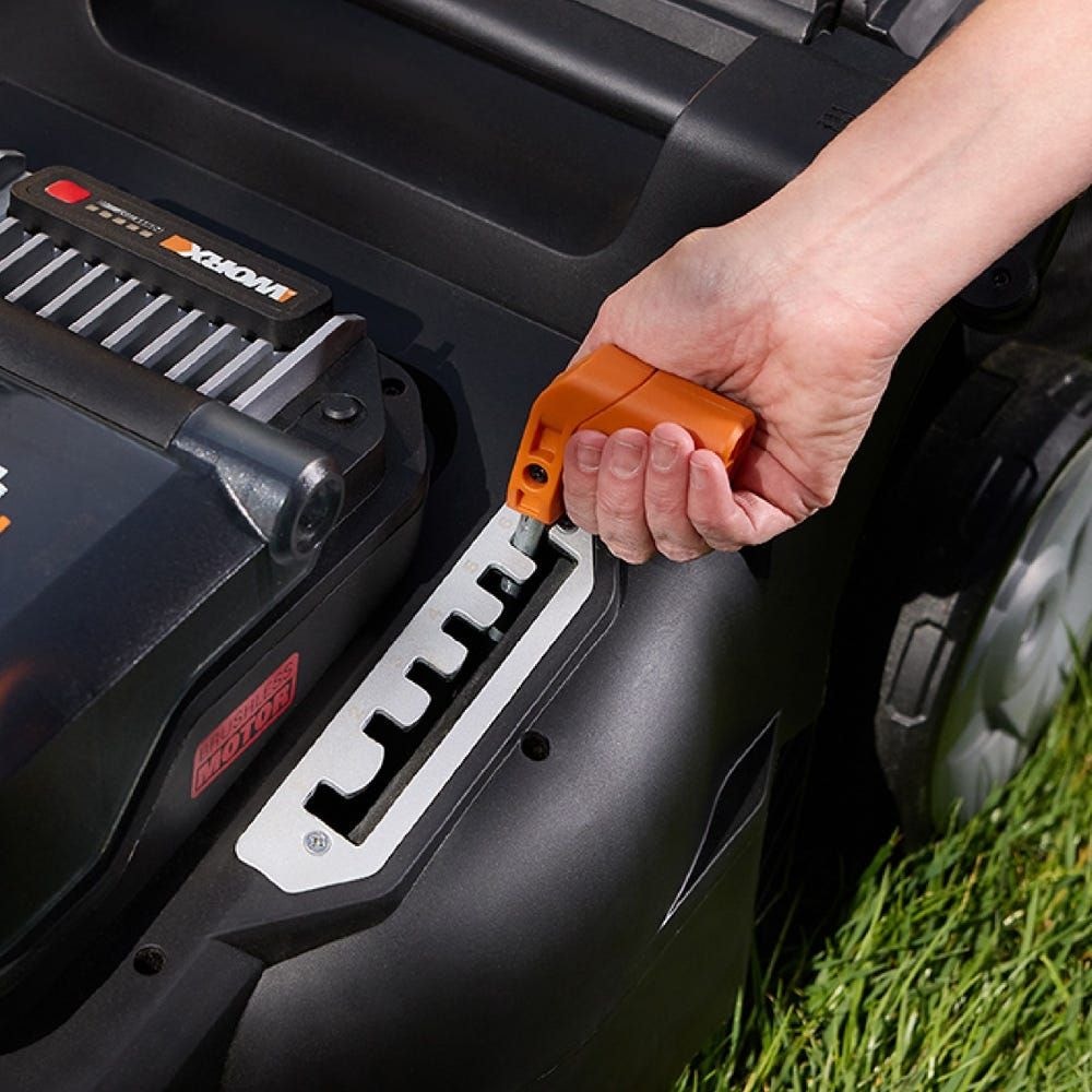WG737 Nitro 40V PowerShare 2-in-1 Brushless Cordless Push Poly Mower, 16-in with (2) PowerShare Pro 4.0Ah Batteries